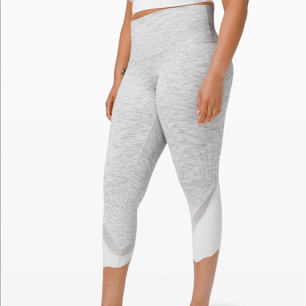 EUC lululemon Wunder Under crop high-rise
